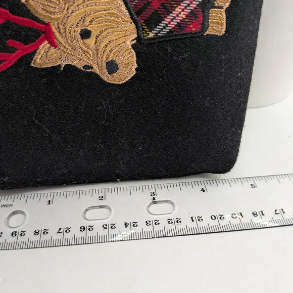 Talbots Festive Scottie Dog Embroidered Wool Wristlet - Picture 5 of 6